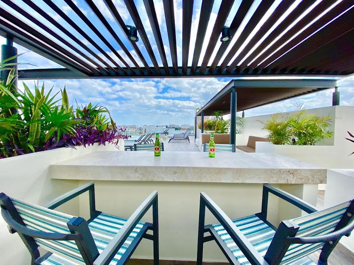 Veranto Condo Rentals Playa del Carmen Aparthotel